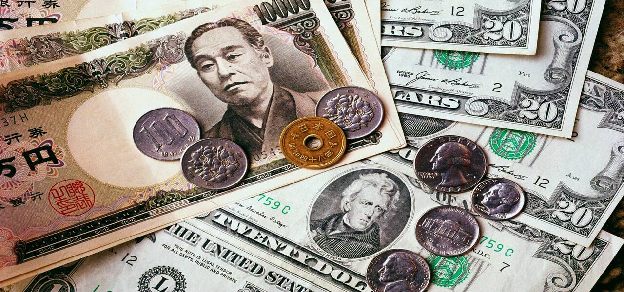 USD/JPY: yen menemukan naga