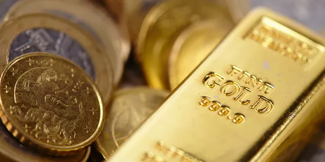 GOLD (XAUUSD) DALAM TEKANAN TURUN