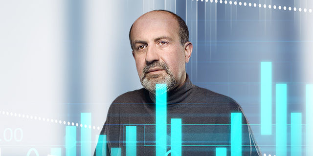 Nassim Taleb adalah seorang ahli matematika jenius yang juga seorang trader