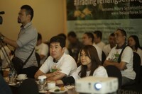 Berbagi Pengalaman tentang Perdagangan Forex dan Emas di Bandung